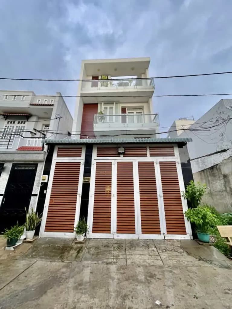 Main-GẦN CHỢ BÌNH TRỊ ĐÔNG HẺM 6M 91M2 4 TẦNG 4PN 4WC GIÁ 8.35 TỶ-0