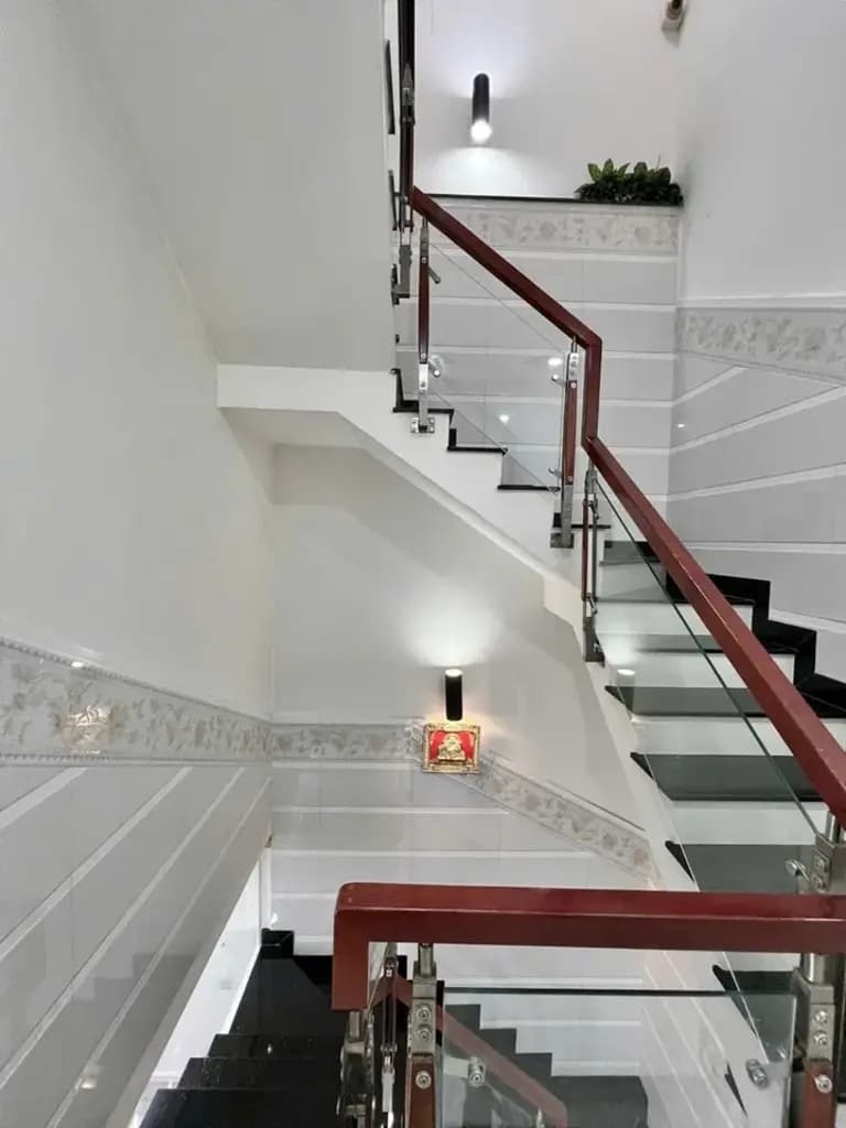 Main-Bán Nhà Nguyễn Sơn Quận Tân Phú - Hẻm 8m Thông - Ngang 4m Nở 8m x Dài 20m - 2 Lầu 4PN Nhỉnh 9 Tỷ TL-2