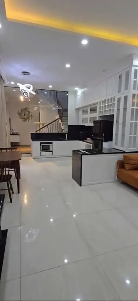 Main-25-CHO THUÊ NHÀ 3 TẦNG 2 MẶT KIỆT OTO NGUYỄN VĂN THOẠI – ĐÀ NẴNG-0
