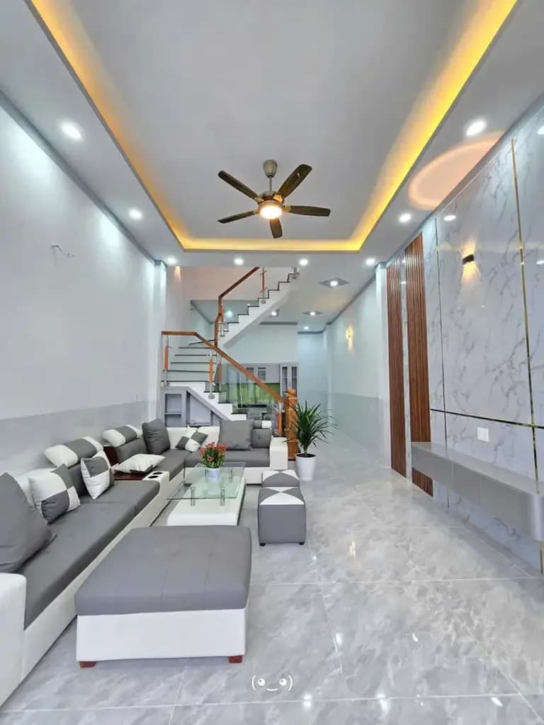 Main-Xuất Hiện Nhà 1 Trệt 1 Lầu Mới Xây Gần Cổng 2 Sân Bay Biên Hòa, Cuối Đường Huỳnh Văn Nghệ Chỉ 1tỷ580 Còn Thương Lượng.-2