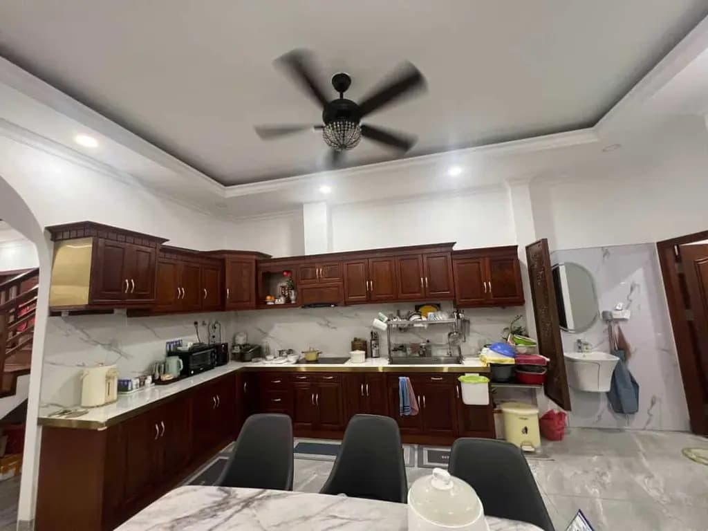 Main-BÁN NHÀ PHỐ PHƯỜNG HIỆP BÌNH- TP THỦ ĐỨC - 3 TẦNG – NỘI THẤT CAO CẤP – 5 PHÒNG NGỦ – HẺM Ô TÔ TRÁNH-3