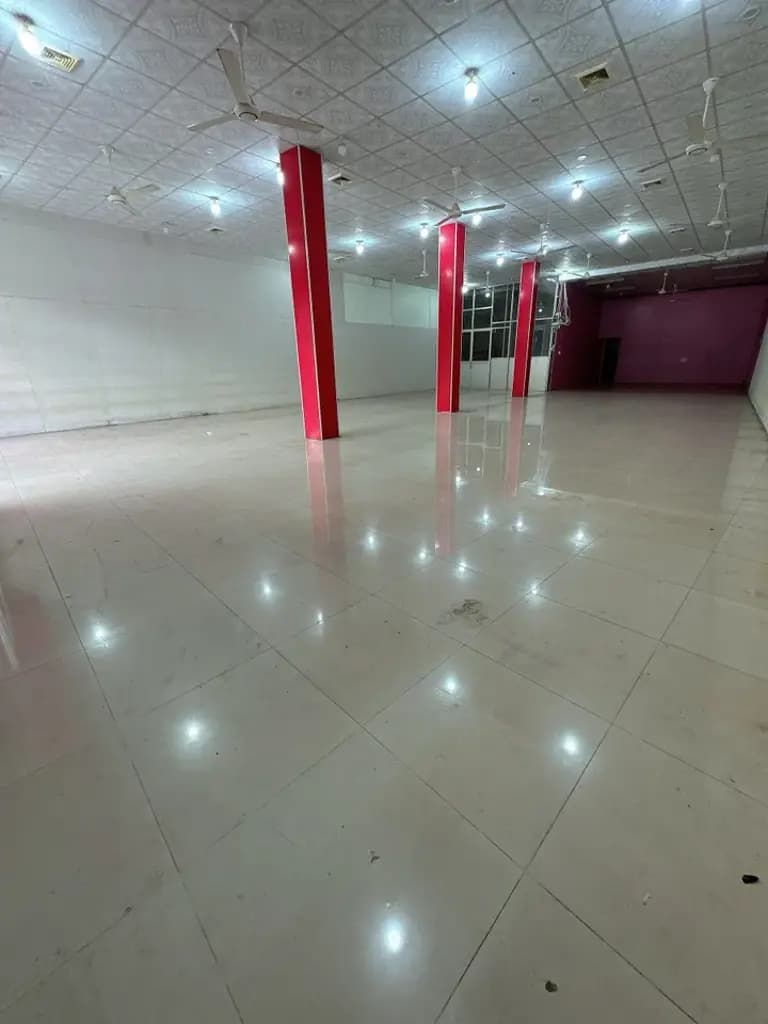 Main-Cho thuê mặt bằng kinh doanh sáng đẹp hơn 200m2 tại Mỏ cày Bắc-3