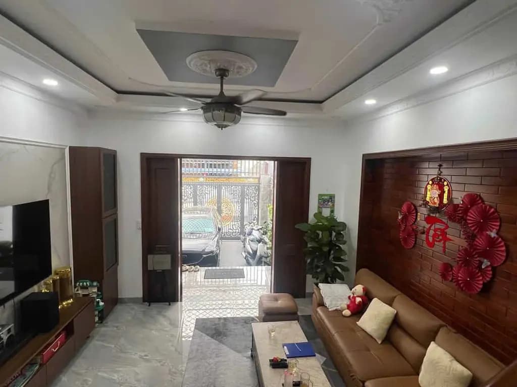 Main-BÁN NHÀ PHỐ PHƯỜNG HIỆP BÌNH- TP THỦ ĐỨC - 3 TẦNG – NỘI THẤT CAO CẤP – 5 PHÒNG NGỦ – HẺM Ô TÔ TRÁNH-1