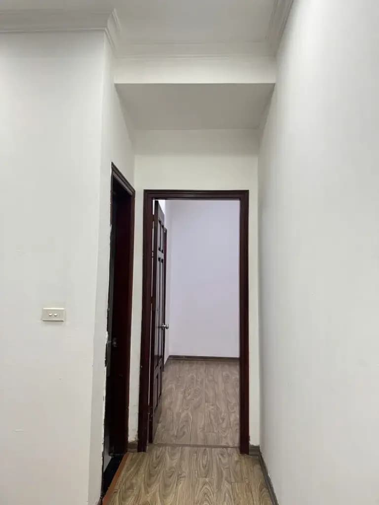 Main-Cho thuê căn hộ 3 ngủ toà 143 ĐỐC NGỮ, Ba Đình. 14 triệu/tháng. Ưu tiên: Hộ gia đình.-3