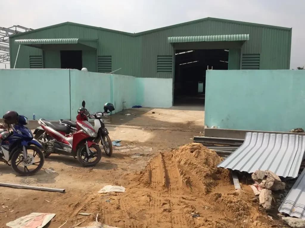 Main-NHÀ XƯỞNG CHO THUÊ PHƯỜNG THẠNH XUÂN QUẬN 12 DT: 600M GIÁ 33 TRIÊU/THÁNG LH: 09044977229-0