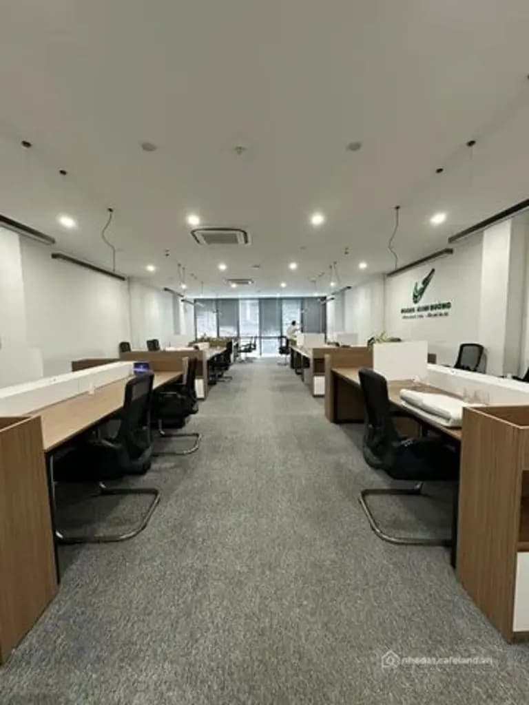Main-Cho thuê nhà riêng: Cho thuê Nhà riêng 130m2 giá 180 triệu tại Đường Vành Đai 3-5