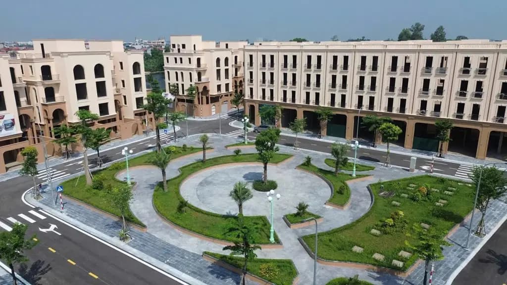 Main-Bán Biệt Thự mặt sông 118m2 giá 20 tỷ tại Gia Lâm Hà Nội-1