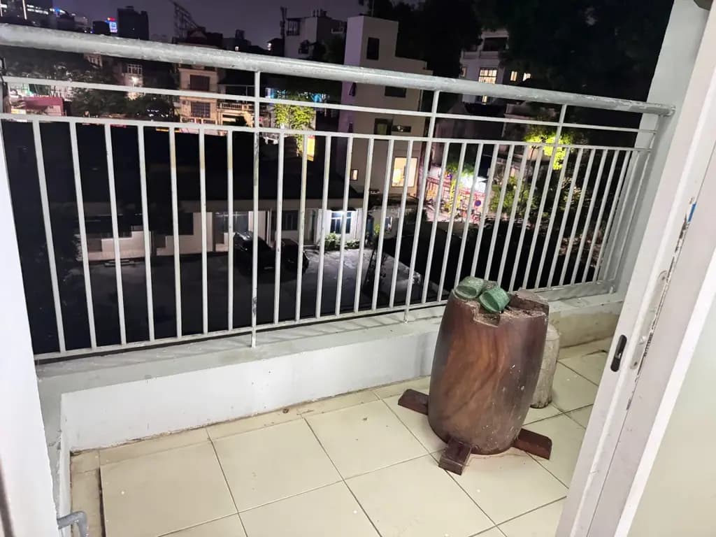 Main-Cho thuê căn hộ 3 ngủ toà 143 ĐỐC NGỮ, Ba Đình. 14 triệu/tháng. Ưu tiên: Hộ gia đình.-4