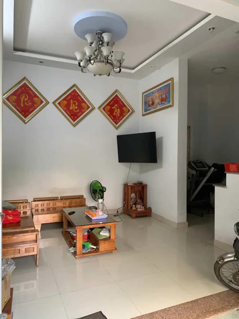 Main-CHO THUÊ NHÀ NGAY KFC HIỆP BÌNH, 1 TRỆT 3LẦU, 3PN,3WC GIÁ 12TR ĐỦ TIỆN NGHI-1
