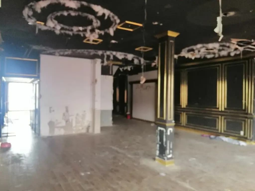 Main-Mặt bằng: Cho thuê rẻ mặt bằng 160m2 thang máy Nguyễn Trãi, quận 1, Hồ Chí Minh-2