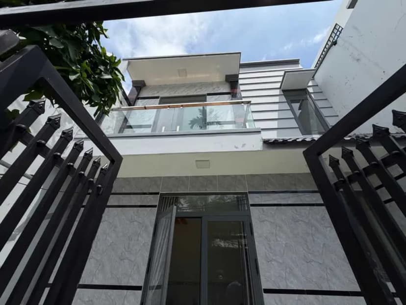 BÁN NHÀ HIỆP BÌNH, 102 M2- NGANG 6M CỰC ĐẸP – NHÀ MỚI, HẺM Ô TÔ TRÁNH, 6,5 TỶ