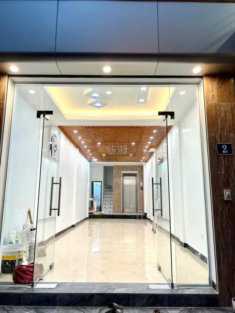 Main-Cho thuê phố Mạc Thái Tổ, Diện tích 50m2 giá 38 triệu tại Phường Dịch Vọng Hậu Quận Cầu Giấy Hà Nội-1
