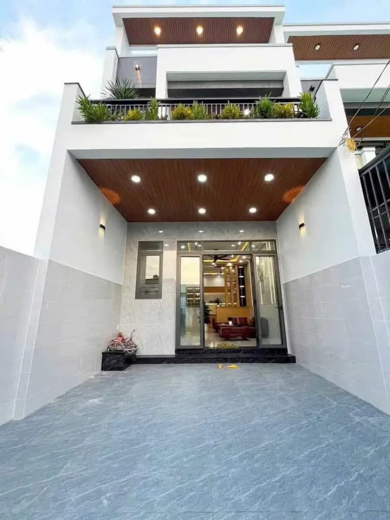 Main-Nhà lầu thiết kế hiện đại mới xây ngay cổng sau Văn Miếu Trấn Biên-1