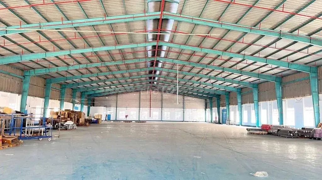 Main-Cho thuê kho xưởng 2600m2.Đầy đủ giấy tờ ,An Phu-3