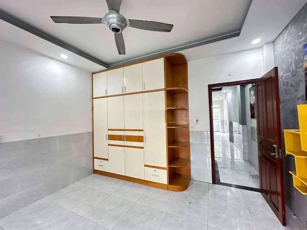 Main-CHO THUÊ NHÀ NGUYÊN CĂN – HẺM 520 QL13, ĐỐI DIỆN VẠN PHÚC, 3 TẦNG,5PN,3WC GIÁ 16,5TR-5