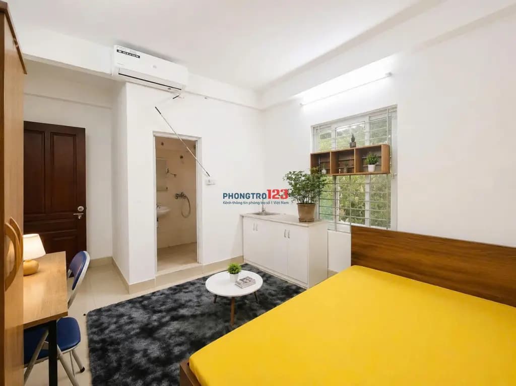 Main-Nhà 11A ngõ 35 Trần Thái Tông trống Phòng 303 khép kín giá 3,6 triệu ở 15/9-1