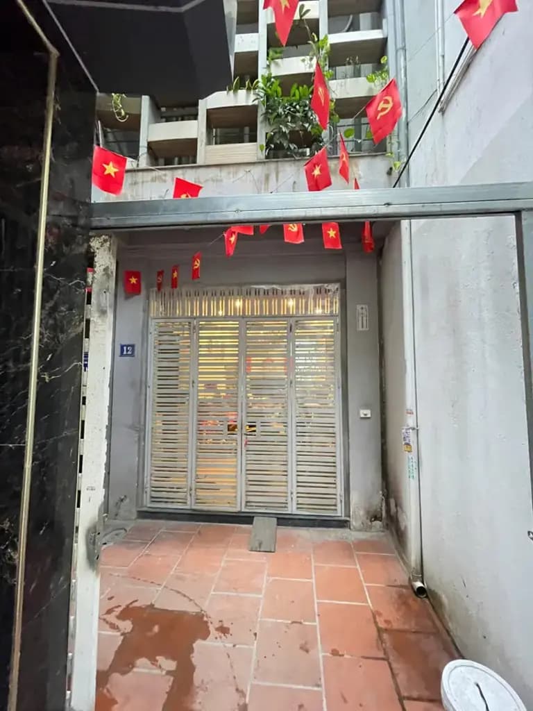Main-Bán Nhà riêng 40m2 có sẵn 40 m2 thổ cư giá 8.9 tỷ tại Đường Bằng Liệt Phường Hoàng Liệt Quận Hoàng Mai Hà Nội-1