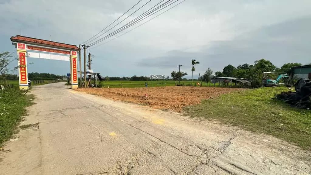 Main-Block 5 Lô Trục Chính Đường Kinh Doanh 7m5 - Giáp Hoà Khương Giá Chỉ 7xx Triệu-2