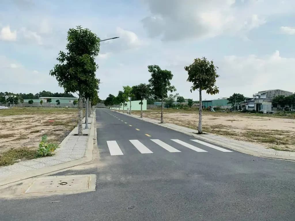 Main-250TR SANG TÊN ĐẤT NGAY MT HL15, VỀ HÀNH CHÍNH CÔNG BIÊN HÒA CHỈ 15P-3