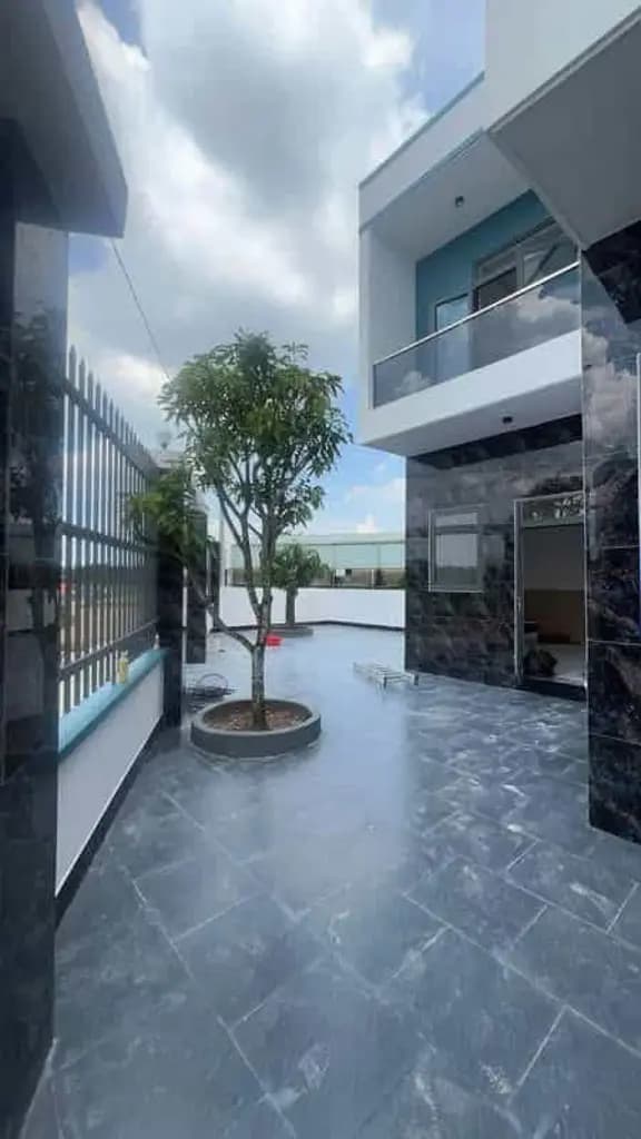 NHÀ MỚI ĐẸP – 162M² – 4PN – THÁI HÒA ( đang vào hoàn thiện như mẫu) Thái Hòa, cách Ngã tư Miếu Ôn