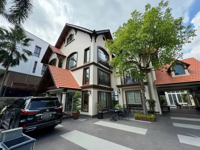 Biệt thự Compound 153 Nguyễn Văn Hưởng,Thảo Điền - 15x21(CN: 305m2)3 tầng_Gía: 116 tỷ