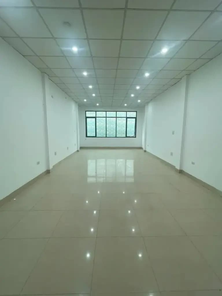 Main-Văn phòng 9 tr 70m2 cho thuê vị trí cực kỳ thuận tiện mặt đường Trần Vỹ-3