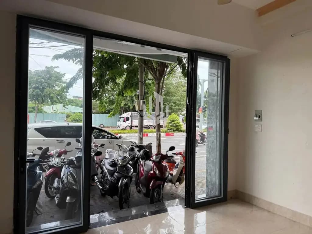 Main-🔥 CHO THUÊ NHÀ NGUYÊN CĂN 1 TRỆT 3 LẦU – MẶT TIỀN HUỲNH THÚC KHÁNG – 64M² – 20 TRIỆU/THÁNG 🔥-1
