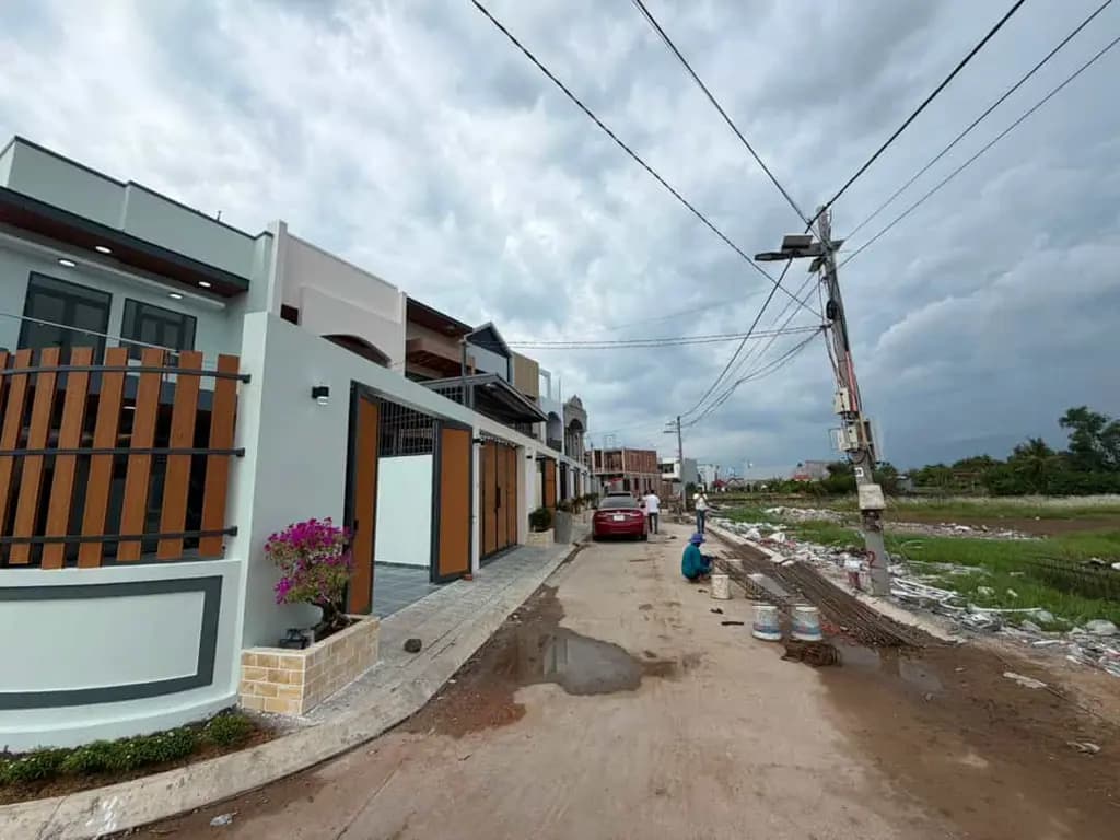 Main-Chú Tám có thằng con trai mắc nợ cần bán gấp miếng đất ở KCN Cầu Tràm-1