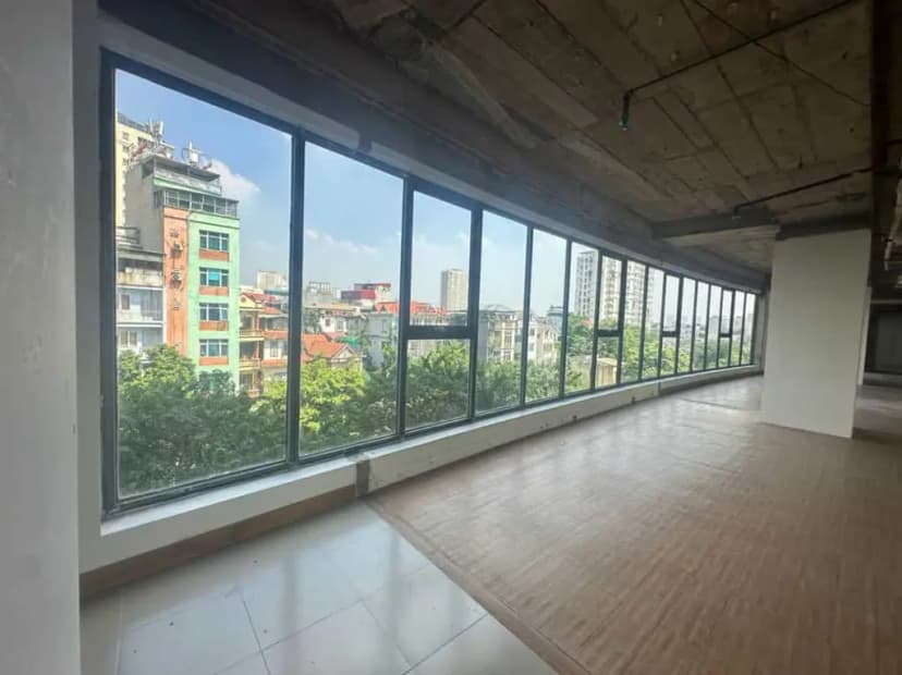 CHO THUÊ SÀN 400M² ĐƯỜNG NGUYỄN HỮU THỌ VIEW HỒ LINH ĐÀM 2 MẶT KÍNH, THÔNG SÀN