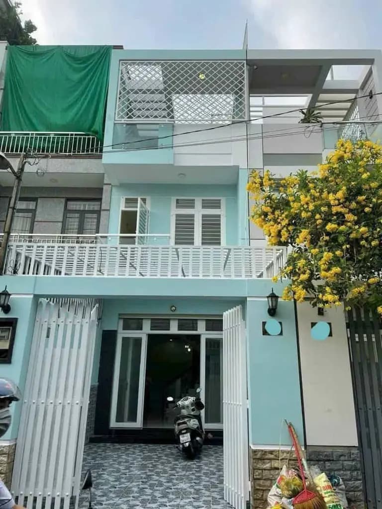 MẶT TIỀN KINH DOANH ĐƯỜNG SỐ 40 HIỆP BÌNH , 4M x 20M TRỆT 2 LẦU GIÁ 14TR