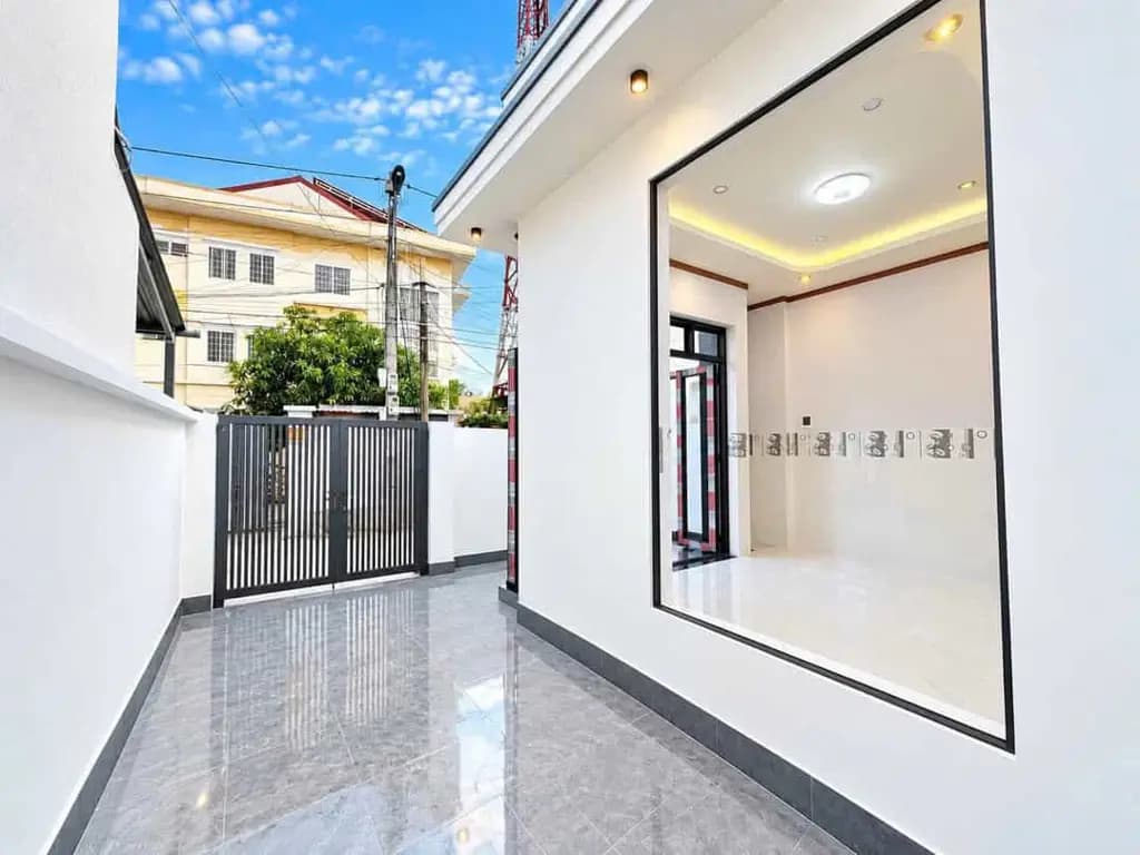 Main-CẦN TIỀN GẤP – GIẢM THẲNG 200 TRIỆU! NHÀ CẤP 4 NỞ HẬU 9,6M GẦN ĐH LẠC HỒNG-3