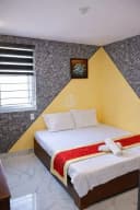 Thumb-🔥 SANG KHÁCH SẠN 1 TRỆT 5 LẦU PHAN CHU TRINH, GẦN BIỂN BÃI SAU – 35 PHÒNG – GIÁ SANG 50 TRIỆU 🔥-4