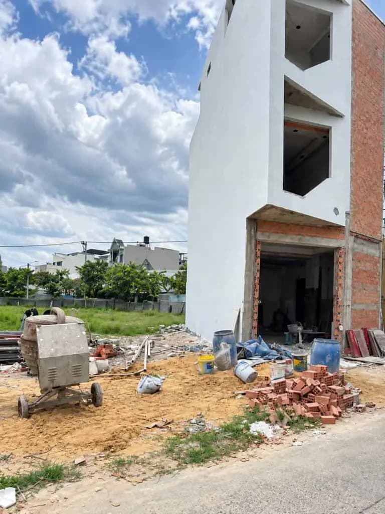 Main-Bán lô đất 6,1x15m đường Nguyễn Thị Thử, hẻm thông 5m, gần trường Phạm Văn Sáng, giá 2,7T-0