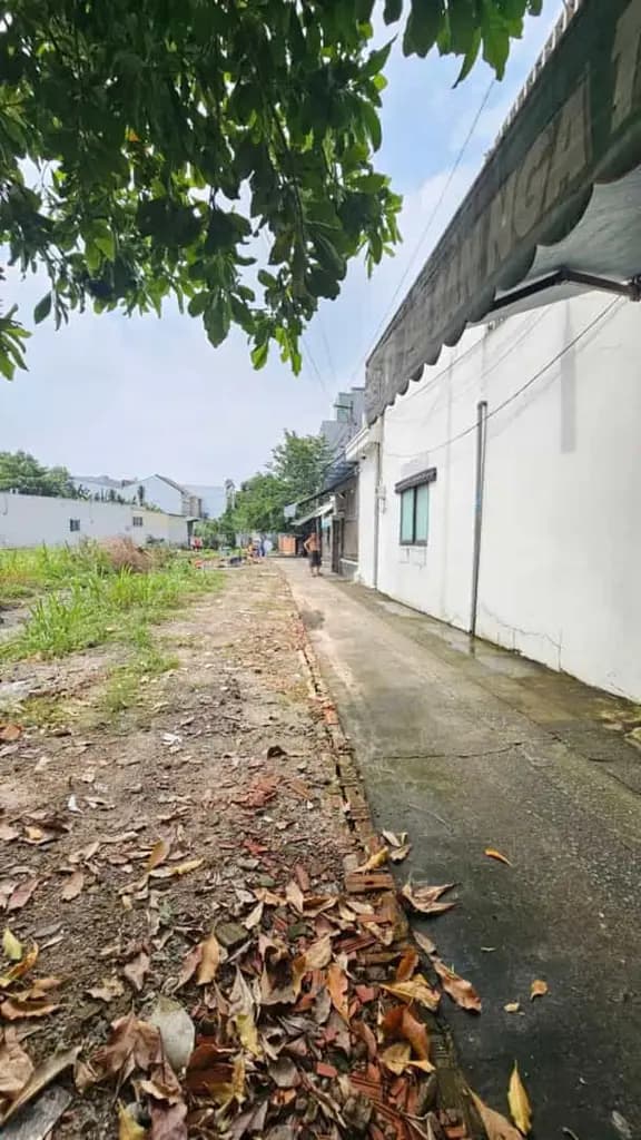 BÁN CĂN NHÀ 113M2- ĐƯỜNG TÂN XUÂN - HÓC MÔN- KHU DÂN CƯ HIỆN HỮU- GỌI NGAY