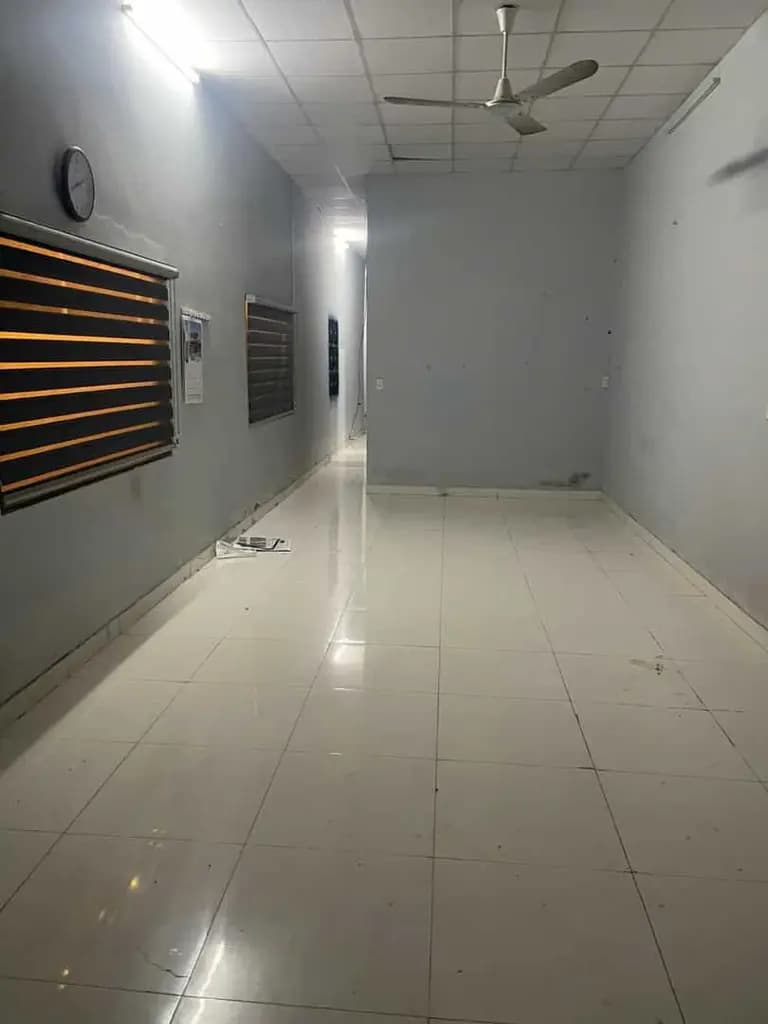 Main-BÁN NHÀ CHÍNH CHỦ - HẺM XE HƠI ĐƯỜNG LÊ VĂN LƯƠNG-5