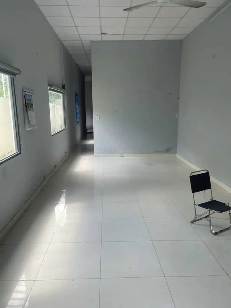 Main-BÁN NHÀ CHÍNH CHỦ - HẺM XE HƠI ĐƯỜNG LÊ VĂN LƯƠNG-2