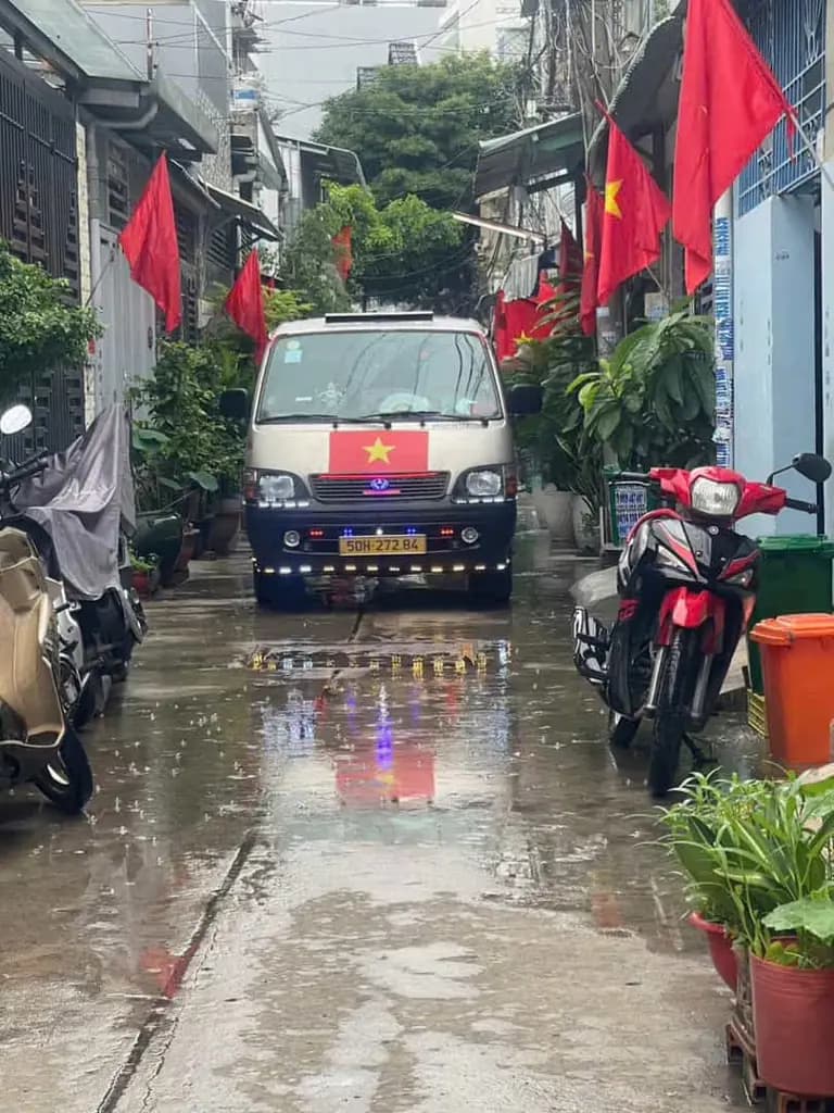 Main-Bán nhà 4,6x15m, 2 tầng, hẻm xe hơi đường Tân Thới Hiệp 21, giá 4,75 Tỷ-1