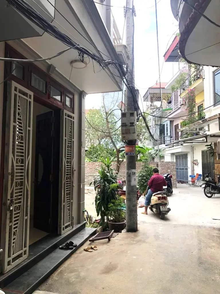 Cho thuê nhà ngõ 3 PHƯƠNG CANH, Nam Từ Liêm. 10 triệu/tháng. Ưu tiên: Hộ gia đình, Văn Phòng, KD Onl