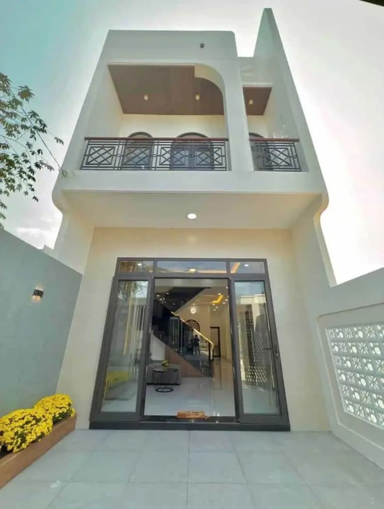 Main-Bán nhà lầu ngay cây xăng Thạnh Phú - 80m² thổ cư đúng 1,750tỷ.-0