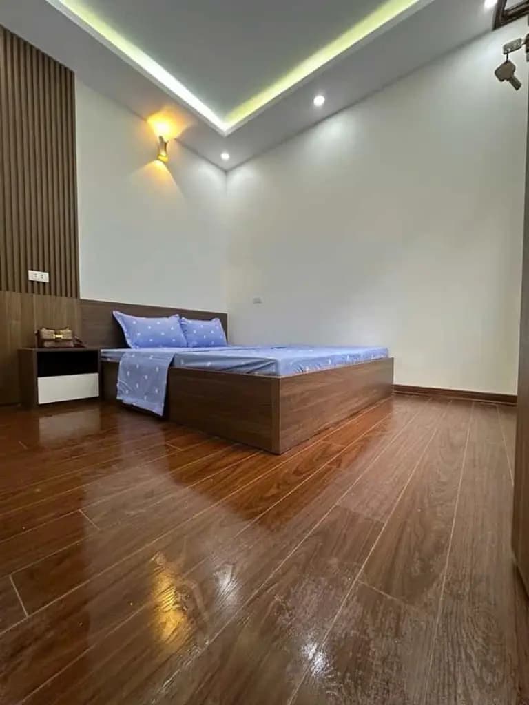 Main-Phố Cát Linh - Đống Đa - LÔ GÓC 3 THOÁNG - vài bước RA MẶT PHỐ - VEW SÂN CHƠI - 4 NGỦ đủ CÔNG NĂNG-3
