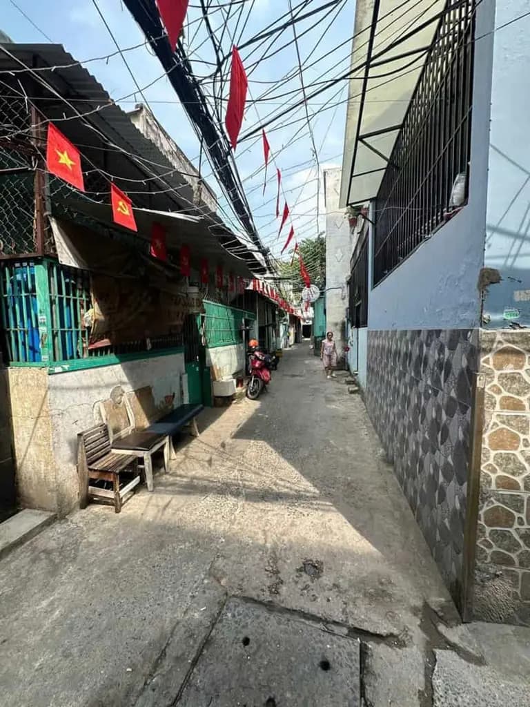 Main-BÁN NHÀ LÔ GÓC 2 TẦNG – 54M² – SÁT HẺM XE HƠI DƯƠNG BÁ TRẠC, QUẬN 8-1