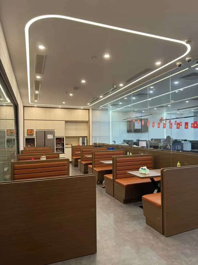 Main-CHO THUÊ VĂN PHÒNG 300M² FULL NỘI THẤT TẠI HANOI CENTERPOINT, GIÁ RẺ NHẤT THỊ TRƯỜNG-1