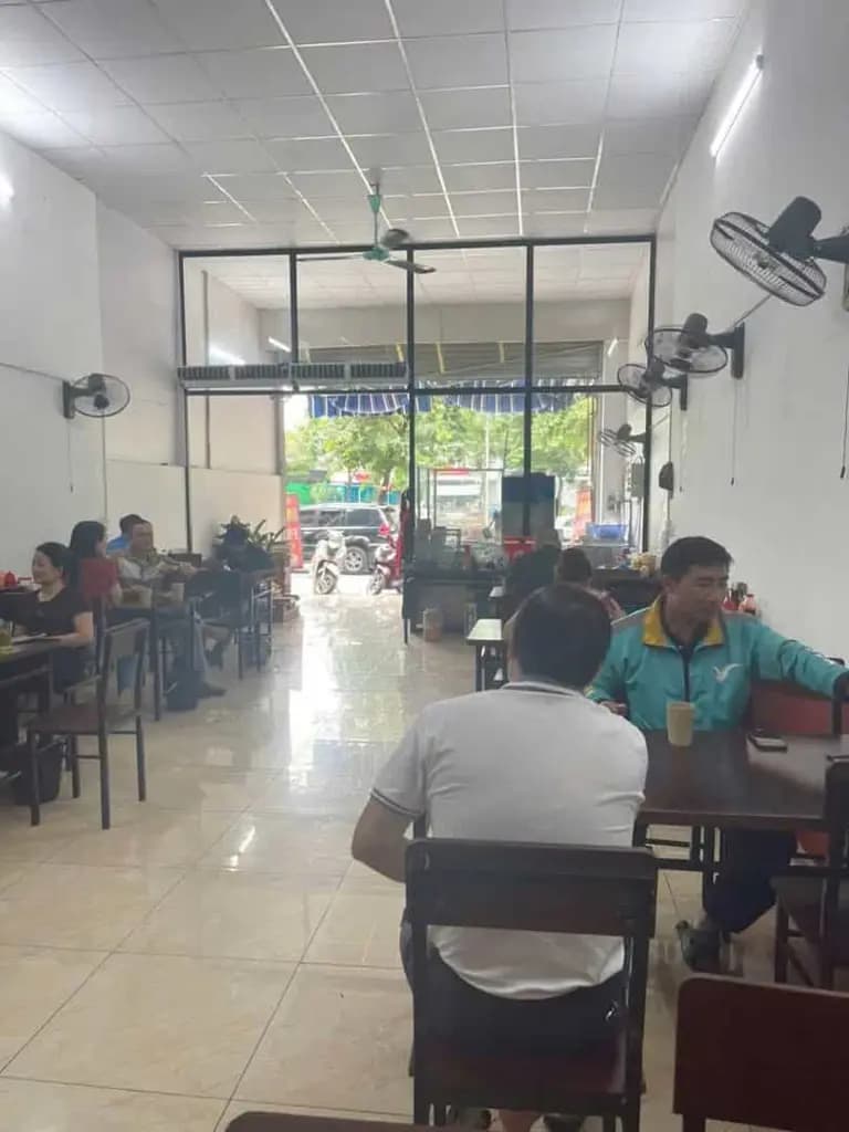 Main-Cho thuê nhà mặt đường ở gần Phố Thanh Nhàn-1