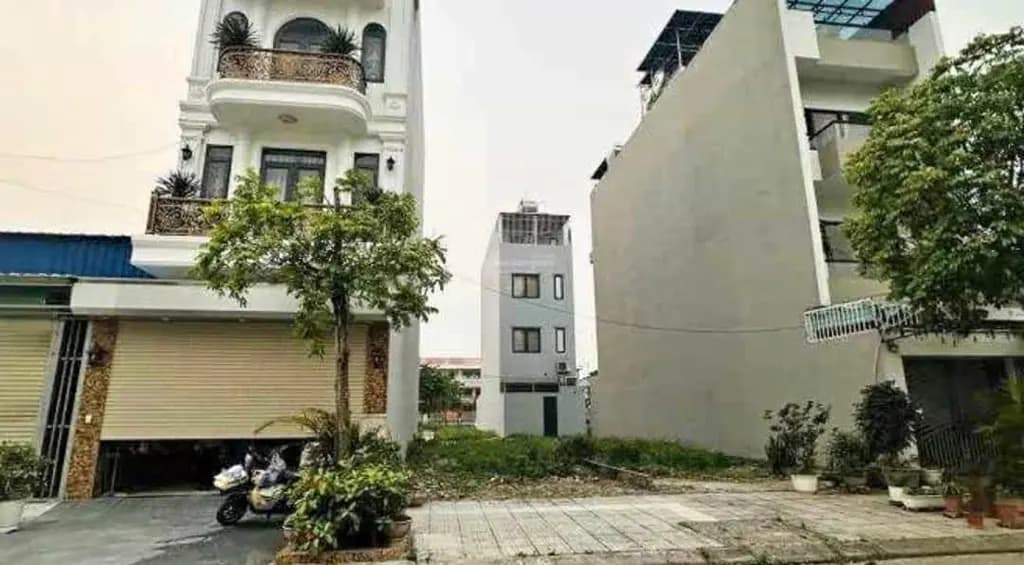 Main-Tài chính 536 triệu, em Thuý có lô đất 200m² muốn giới thiệu đến anh chị đang tìm mua đất đây ạ!-0