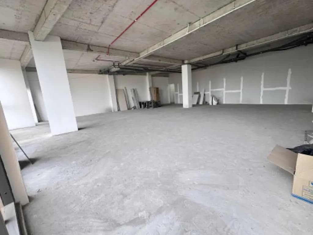 Main-MẶT BẰNG 150M² – MẶT TIỀN ĐƯỜNG LỚN – GIÁ 15 TRIỆU/THÁNG-1