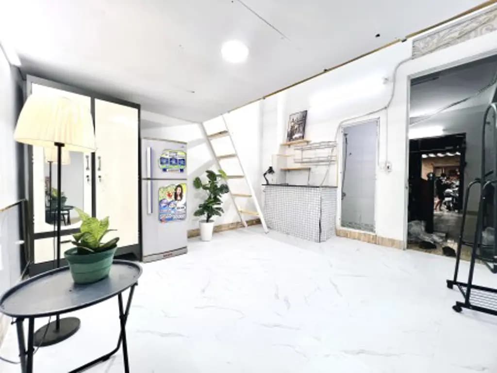 Main-Phòng full nội thất cực chill khu vực ngã tư Ga-5
