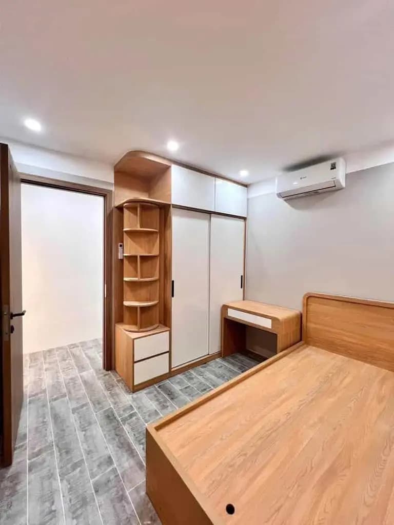 Main-NHÀ GÁC LỬNG ĐẸP SỔ RIÊNG THỔ CƯ NGAY Cây xăng 75 - Đồng Khởi-3