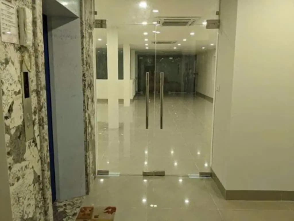 Main-Cho thuê nhà 5 tầng, vị trí vàng trung tâm Hà Nội làm văn phòng, showroom, kinh doanh đa ngành-2