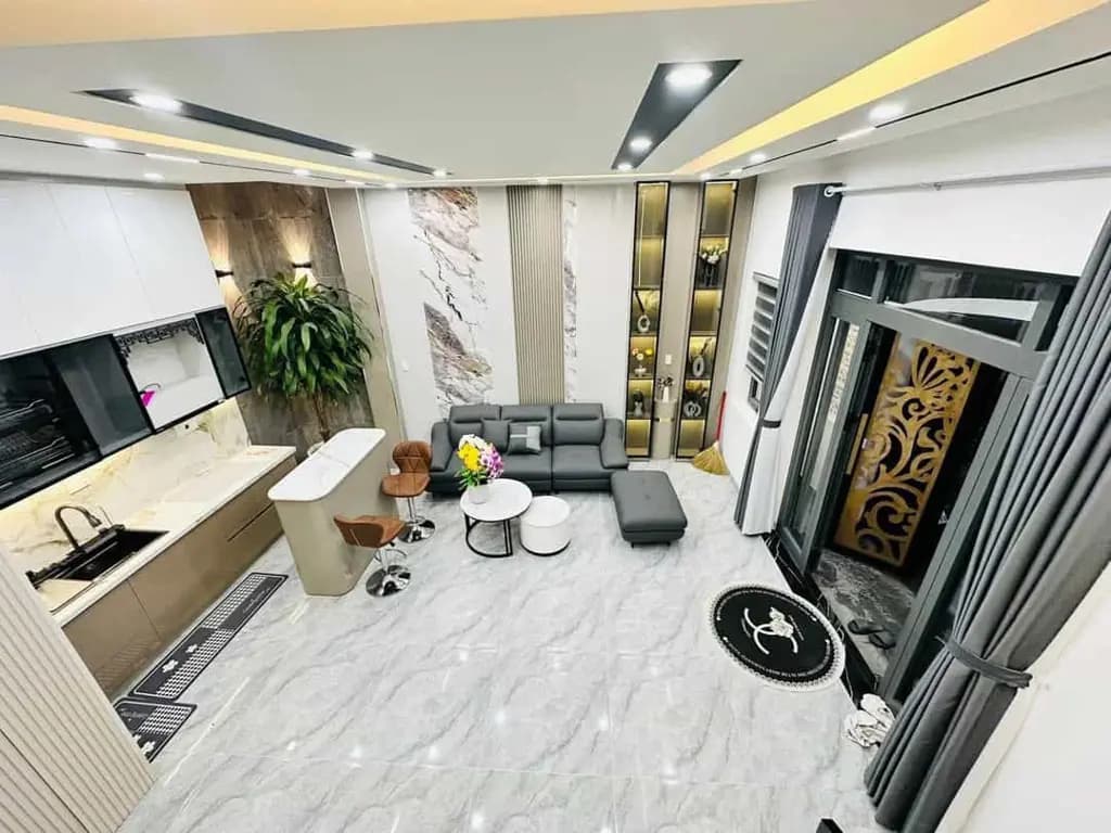 Main-EM CHUYỂN CÔNG TÁC CẦN BÁN NHANH NHÀ LẦU CẠNH CÂY XĂNG 75.-5