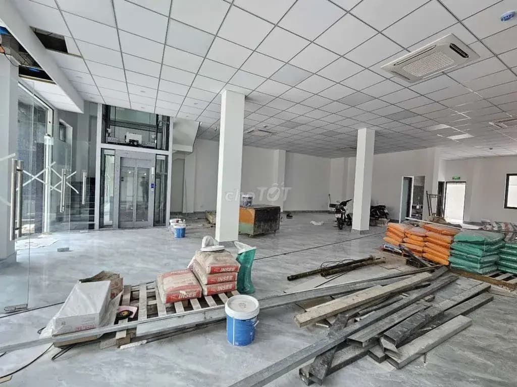 Main-TÒA NHÀ 5 LẦU TRUNG TÂM THỦ DẦU MỘT-1